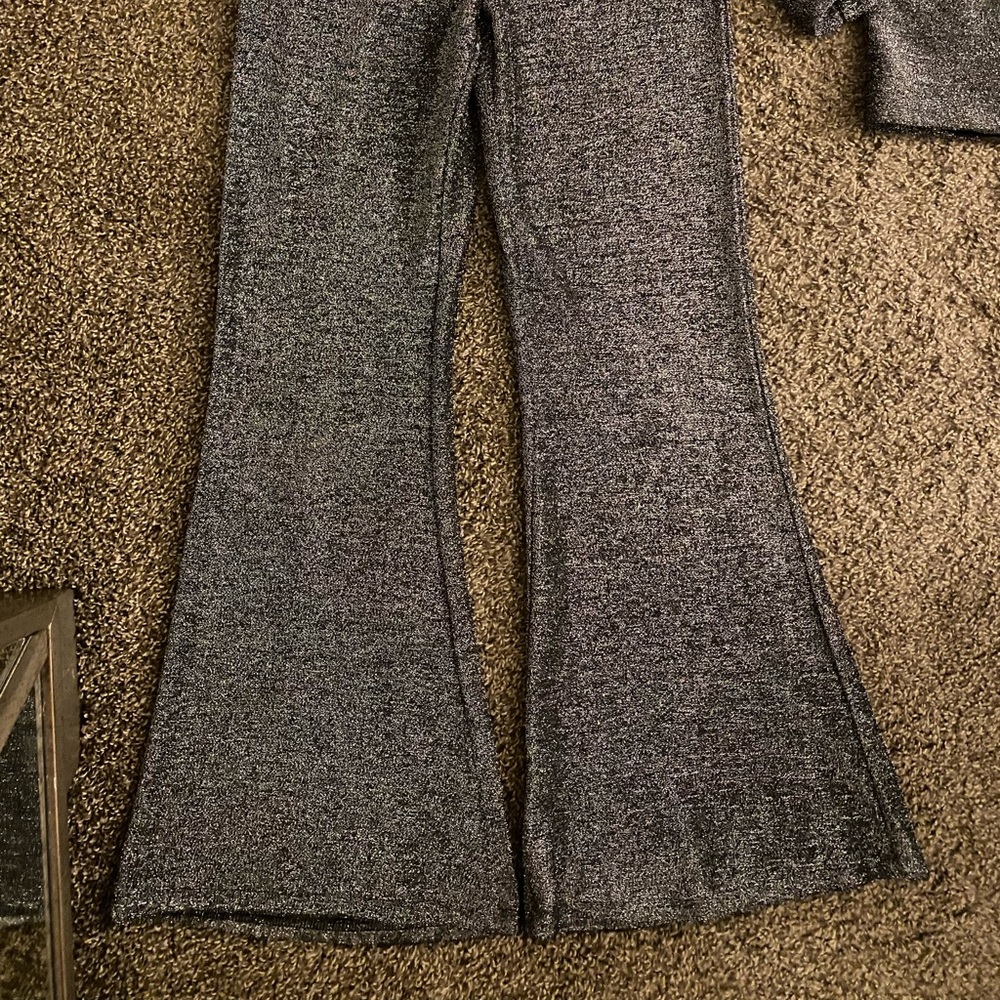 Lavish Alice metallic knit blazer & pant set - Picture 5 of 5